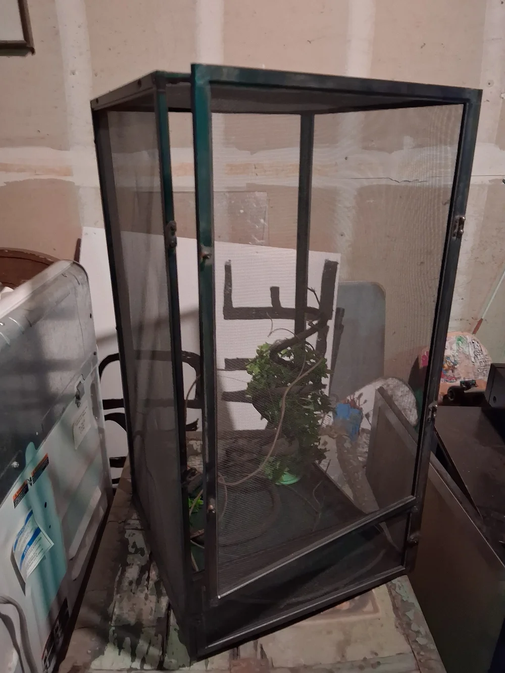 Black Mesh Reptile Enclosure - Screen Terrarium for Pets